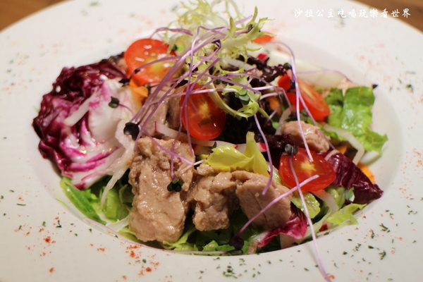 熊武吉餐酒食堂:松山餐酒館/適合女孩兒的美麗調酒『熊武吉餐酒食堂』活動/包場/飛鏢機/捷運南京復興站