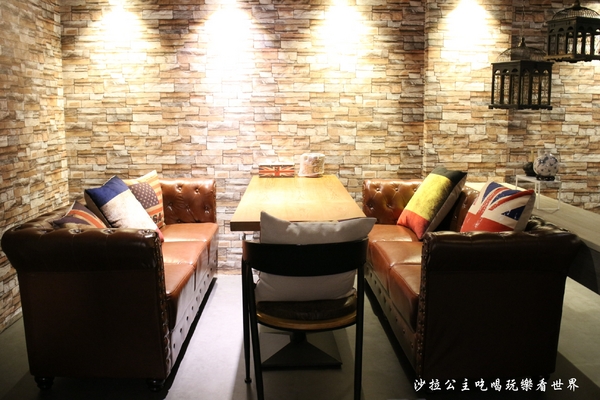 熊武吉餐酒食堂:松山餐酒館/適合女孩兒的美麗調酒『熊武吉餐酒食堂』活動/包場/飛鏢機/捷運南京復興站