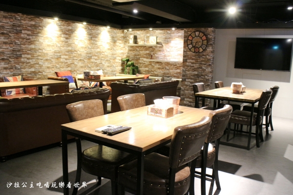 熊武吉餐酒食堂:松山餐酒館/適合女孩兒的美麗調酒『熊武吉餐酒食堂』活動/包場/飛鏢機/捷運南京復興站