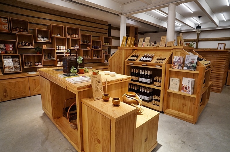 一號糧倉.一號糧倉牛肉麵.一號糧倉菜單.台北米其林.台北牛肉麵推薦.忠孝復興 美食.和牛牛肉麵.八德路美食.樂埔滙農.喜荒愛不仍.