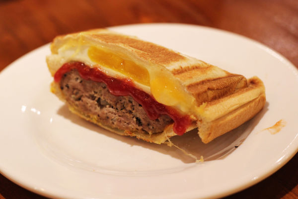 ●台南食記●活力吧/熱壓吐司/遠東科大/美味的溫度值得推薦