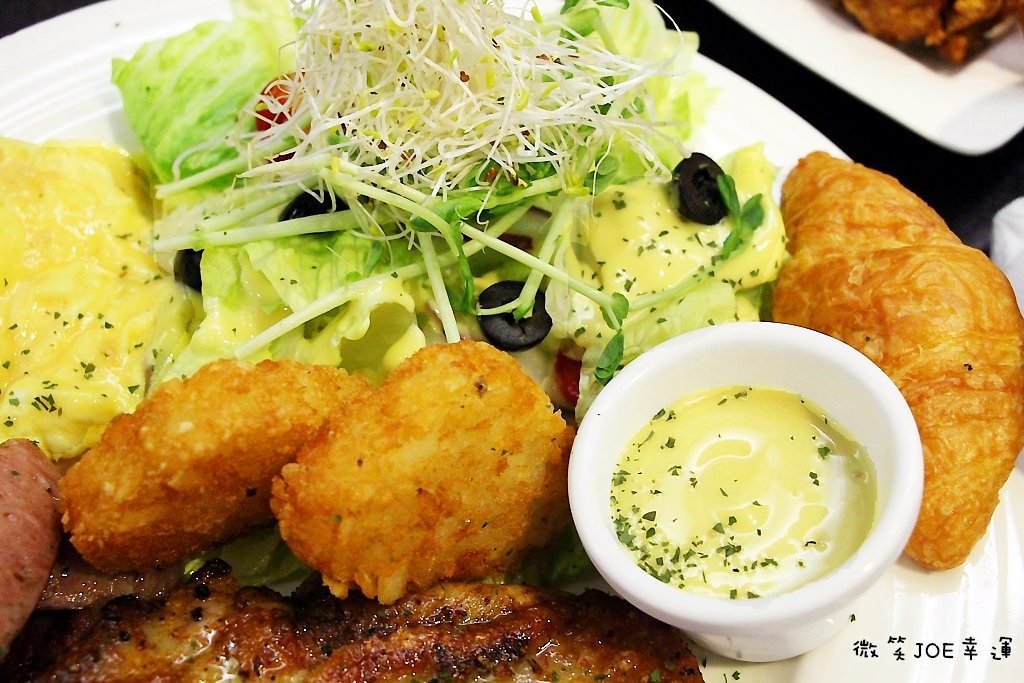 台中勤美商圈早午餐餐廳，義拉瓦!讓你晚上也能吃到早午餐。 - 微笑Joe幸運