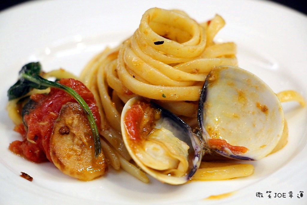 台中勤美商圈早午餐餐廳，義拉瓦!讓你晚上也能吃到早午餐。 - 微笑Joe幸運