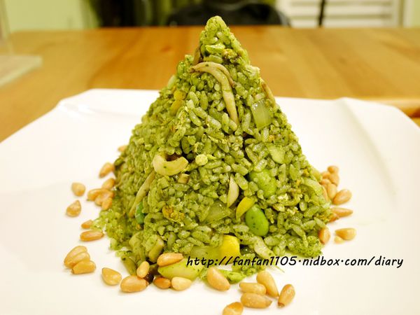 【內湖蔬食】樂芙味蔬食料理 健康美味 附設兒童遊戲室 必點杏仁豆腐 (17).JPG