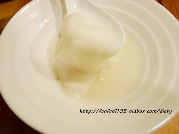 【內湖蔬食】樂芙味蔬食料理 健康美味 附設兒童遊戲室 必點杏仁豆腐 (24).JPG