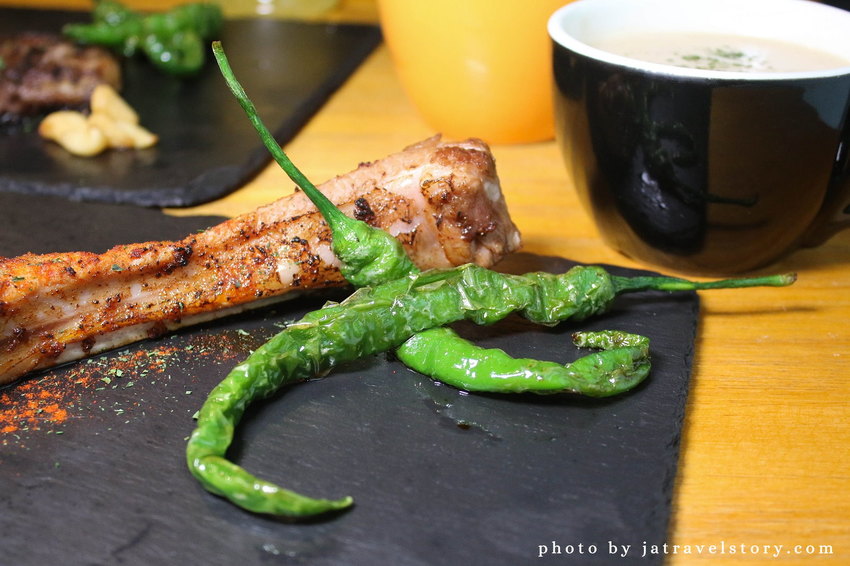 Mastro 戰斧教父 海鮮超澎湃的痛風海鮮燉飯，吃海鮮吃到厭世!中和牛排/中和聚餐餐廳【中和美食/板橋美食】 @J&A的旅行