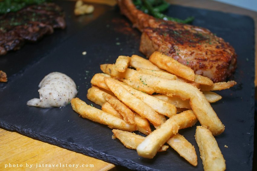 Mastro 戰斧教父 海鮮超澎湃的痛風海鮮燉飯，吃海鮮吃到厭世!中和牛排/中和聚餐餐廳【中和美食/板橋美食】 @J&A的旅行