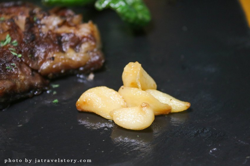 Mastro 戰斧教父 海鮮超澎湃的痛風海鮮燉飯，吃海鮮吃到厭世!中和牛排/中和聚餐餐廳【中和美食/板橋美食】 @J&A的旅行