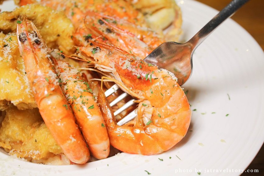 Mastro 戰斧教父 海鮮超澎湃的痛風海鮮燉飯，吃海鮮吃到厭世!中和牛排/中和聚餐餐廳【中和美食/板橋美食】 @J&A的旅行