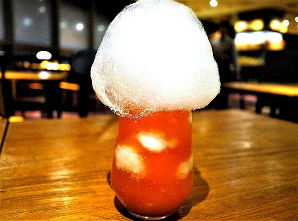 Mastro 戰斧教父(Mastro 戰斧教父 中和環球):【中和美食】MASTRO 戰斧教父 (中和環球店) / 15oz招牌戰斧豬排 / 巧克力香蕉舒芙蕾鬆餅 / 中和美式餐廳