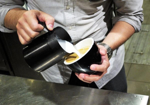 Mastro 戰斧教父(Mastro 戰斧教父 中和環球):【中和美食】MASTRO 戰斧教父 (中和環球店) / 15oz招牌戰斧豬排 / 巧克力香蕉舒芙蕾鬆餅 / 中和美式餐廳