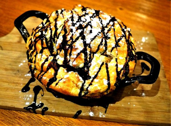 Mastro 戰斧教父(Mastro 戰斧教父 中和環球):【中和美食】MASTRO 戰斧教父 (中和環球店) / 15oz招牌戰斧豬排 / 巧克力香蕉舒芙蕾鬆餅 / 中和美式餐廳