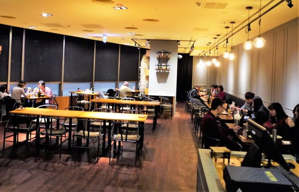 Mastro 戰斧教父(Mastro 戰斧教父 中和環球):【中和美食】MASTRO 戰斧教父 (中和環球店) / 15oz招牌戰斧豬排 / 巧克力香蕉舒芙蕾鬆餅 / 中和美式餐廳