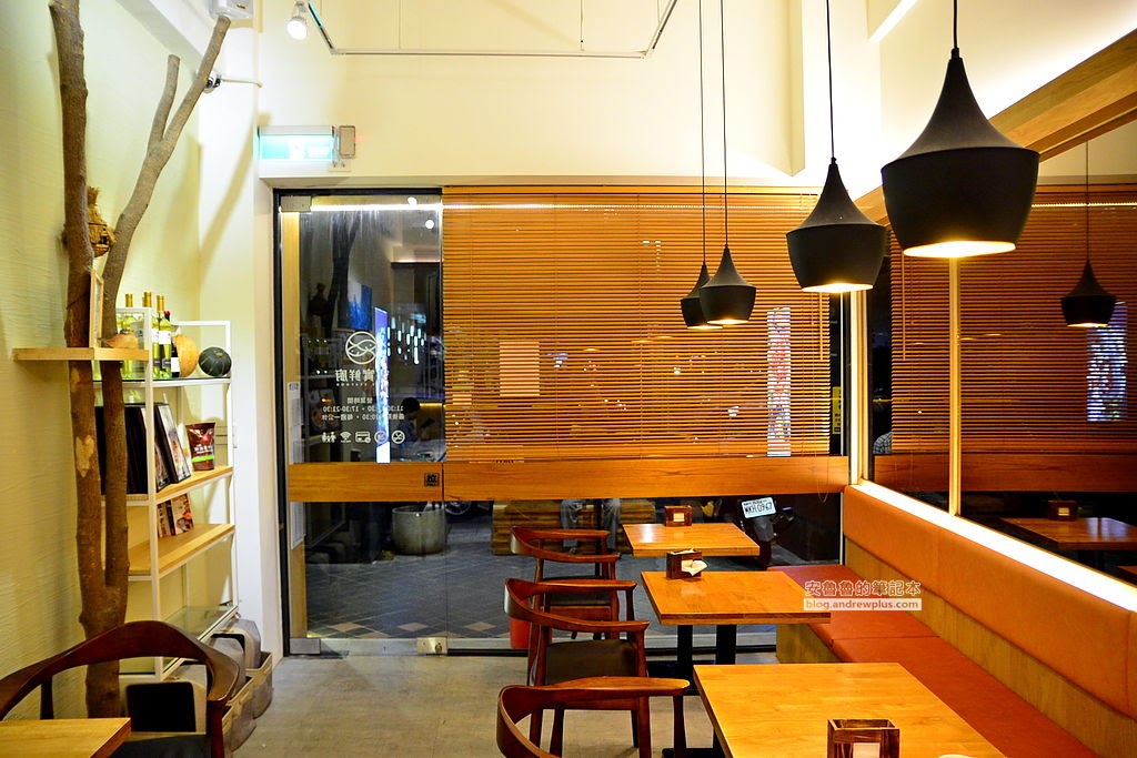 安實鮮廚 Anks Seafood 西門町西門站的海鮮簡餐定食好吃推薦的親子餐廳寵物友善餐廳