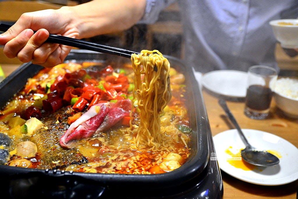 國父紀念館重慶烤魚,宵夜,四川料理,麻辣鍋消夜
