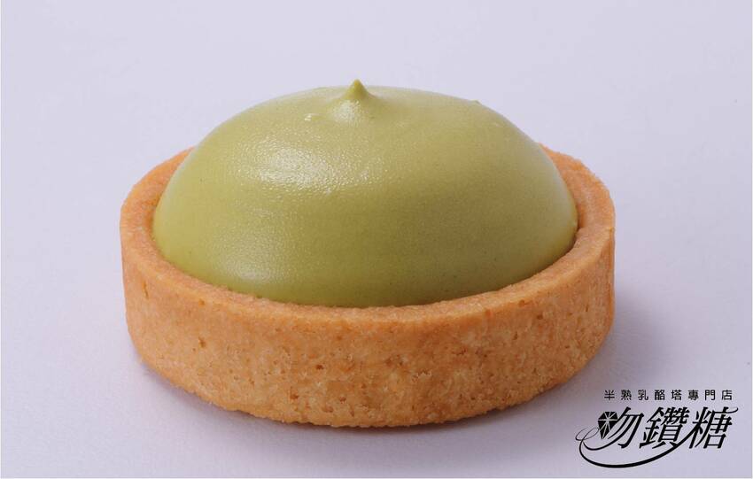 【台南美食】吻鑽糖半熟乳酪塔專門店。國華街人氣秒殺甜點！一週只營業4天～夢幻玫瑰檸檬塔和半熟乳酪塔 - ANIKO 艾妮可美味人生