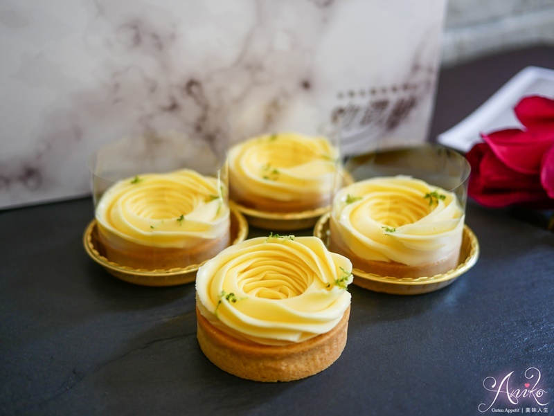 【台南美食】吻鑽糖半熟乳酪塔專門店。國華街人氣秒殺甜點！一週只營業4天～夢幻玫瑰檸檬塔和半熟乳酪塔 - ANIKO 艾妮可美味人生