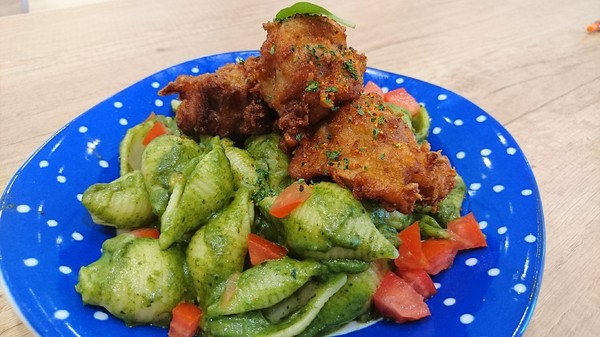 Woosa屋莎鬆餅屋:高雄夢時代~Woosa 屋莎鬆餅屋~雲朵優格與蓬鬆綿密的鬆餅~視覺味覺一百分~