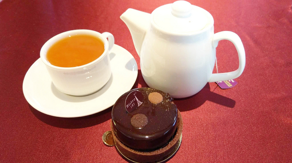 BISTRO181 法式烘焙坊：桃園龜山Bistro181 法式烘焙坊-主打健康天然麵包，採用自種植物 ，現正推出派對餐盒 ，還有法國麵包裹烤雞超吸睛!!聖誕節不用再東奔西跑