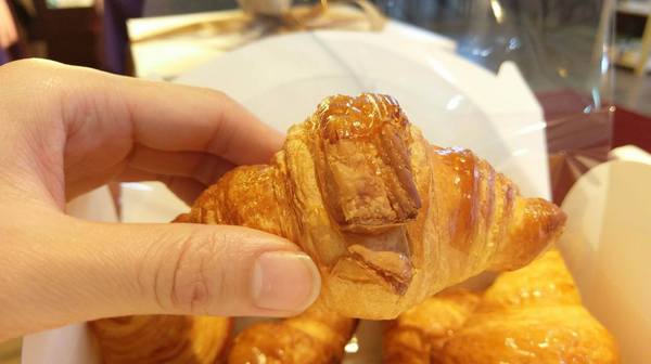 BISTRO181 法式烘焙坊：桃園龜山Bistro181 法式烘焙坊-主打健康天然麵包，採用自種植物 ，現正推出派對餐盒 ，還有法國麵包裹烤雞超吸睛!!聖誕節不用再東奔西跑