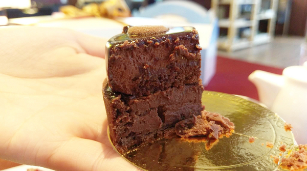 BISTRO181 法式烘焙坊：桃園龜山Bistro181 法式烘焙坊-主打健康天然麵包，採用自種植物 ，現正推出派對餐盒 ，還有法國麵包裹烤雞超吸睛!!聖誕節不用再東奔西跑