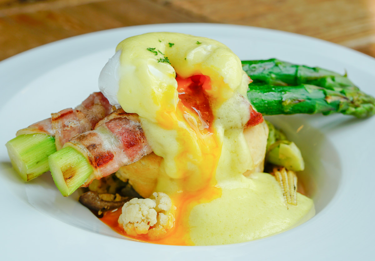 [高雄]NOW & THEN by nybc-駁二區超有型工業風早午餐餐廳! - 美食好芃友