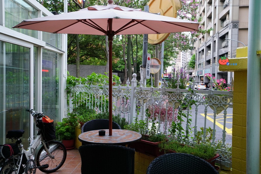 蘆洲香草花園咖啡