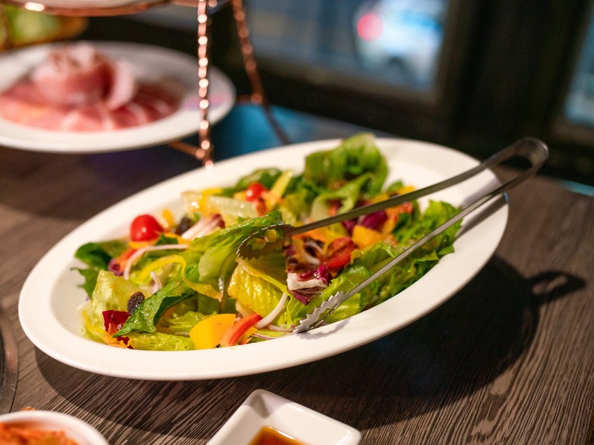 中壢美食餐廳推薦｜中壢燒肉霸主。青石代 Zendon Yaki 燒肉專門 | 沙拉