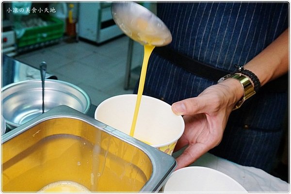 老陳涼麵逢甲店:台中西屯』老陳涼麵║逢甲排隊宵夜美食!台北爆紅涼麵來台中了,麻醬+炸醬雙重口感,超狂!