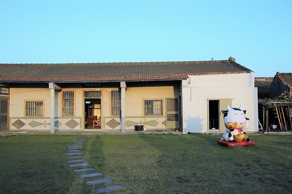 福寶輪胎公園~福興產業館(牛稠古厝):【彰化福興景點】福寶輪胎公園/福興產業館(牛稠古厝)~新IG熱門人氣打卡景點