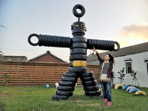福寶輪胎公園~福興產業館(牛稠古厝):【彰化福興景點】福寶輪胎公園/福興產業館(牛稠古厝)~新IG熱門人氣打卡景點