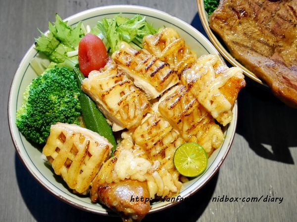 【台北信義美食】捷運市政府站 神田日式燒肉丼 平價日式丼飯 內用湯品、飲料無限供應 (23).JPG