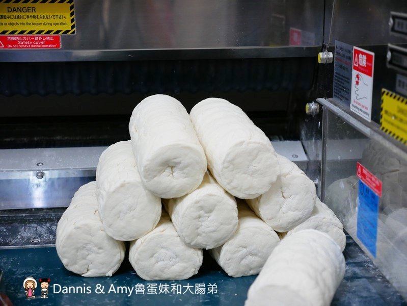 《新竹竹北美食》麵角麵食館メン角。每日限量“麵”才是真正的主角。只用麵粉和鹽水做出的美味Q彈的麵條 ︱家樂福附近 影片 《新竹竹北美食》麵角麵食館メン角。每日限量“麵”才是真正的主角。只用麵粉和鹽水做出的美味Q彈的麵條 ︱家樂福附近 影片