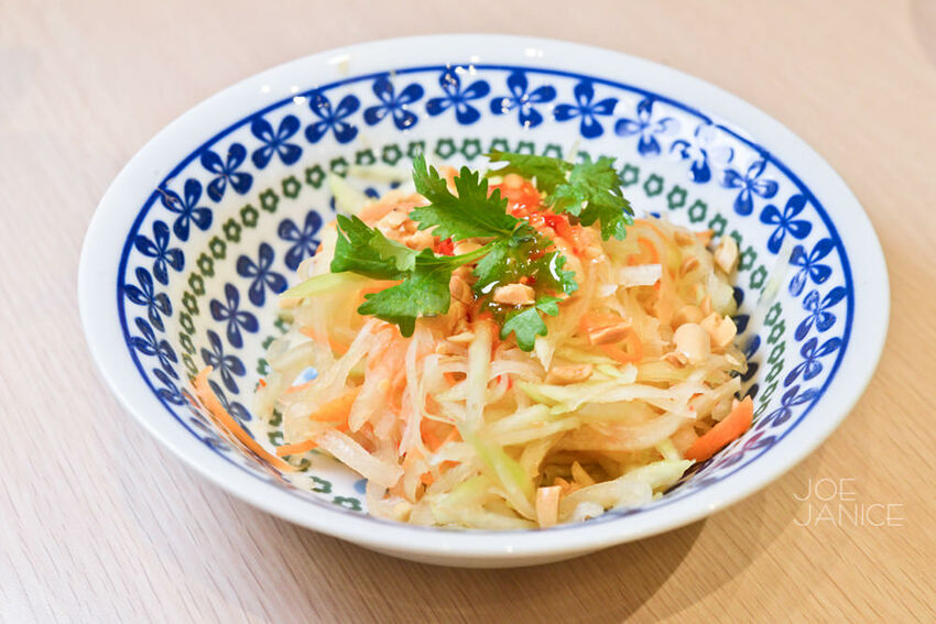 台北車站微風廣場【328加東叻沙】米其林推薦新加坡必吃美食來台灣啦