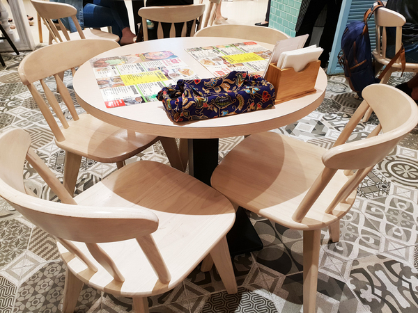 328加東叻沙(微風廣場)：♪北車微風。328加東叻沙♬ 米其林推薦 椰漿飯/原味叻沙/摩摩喳喳