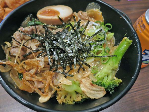 【三重美食】極之八丼-只要百元就能吃到美味的丼飯