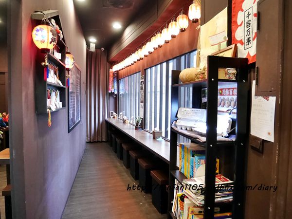 【三重丼飯】極之八丼飯 三重店 平價日式丼飯 學生免費加飯 內用免費送小菜 免費茶飲 免費湯品 (11).JPG