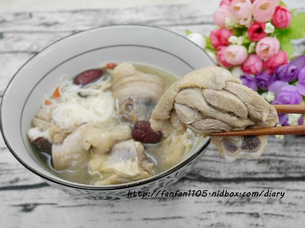 【宅配美食】唯顓 老滷豆干 枸杞雞湯 香菇雞湯 養生溫補的好味道 (26).JPG