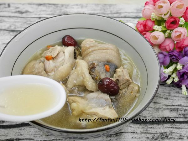 【宅配美食】唯顓 老滷豆干 枸杞雞湯 香菇雞湯 養生溫補的好味道 (25).JPG