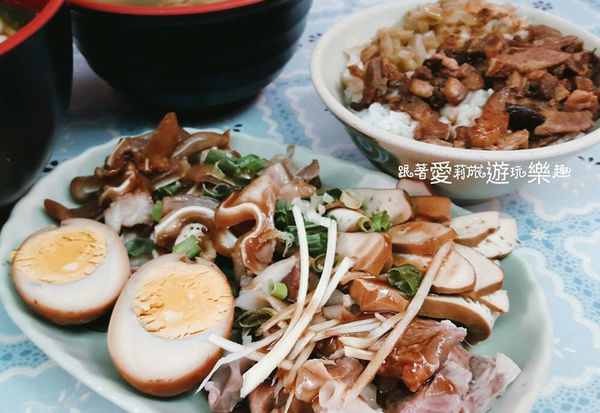 22686913_1582386565115891_1796947294_n