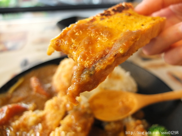 俏ciao平價義大利麵(台南大同店):台南美食【俏ciao平價義式料理】省荷包品嚐平價美味義大利麵 咖哩飯 台南南區午晚餐、家庭朋友聚餐好選擇