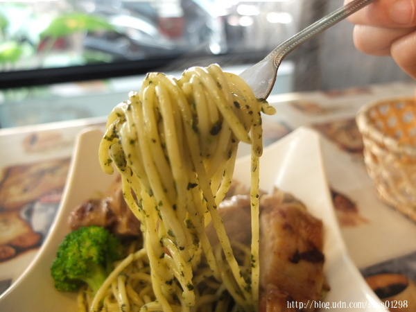 俏ciao平價義大利麵(台南大同店):台南美食【俏ciao平價義式料理】省荷包品嚐平價美味義大利麵 咖哩飯 台南南區午晚餐、家庭朋友聚餐好選擇