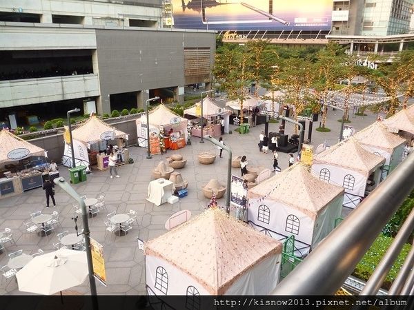 歐風嘉年華3-整体攤位.JPG