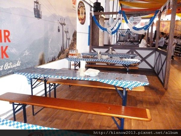 歐風嘉年華73-帳篷內.JPG