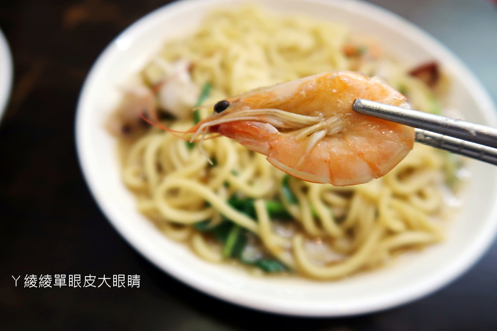 新竹在地美食、小吃店推薦！欣記快炒 飯麵粥館