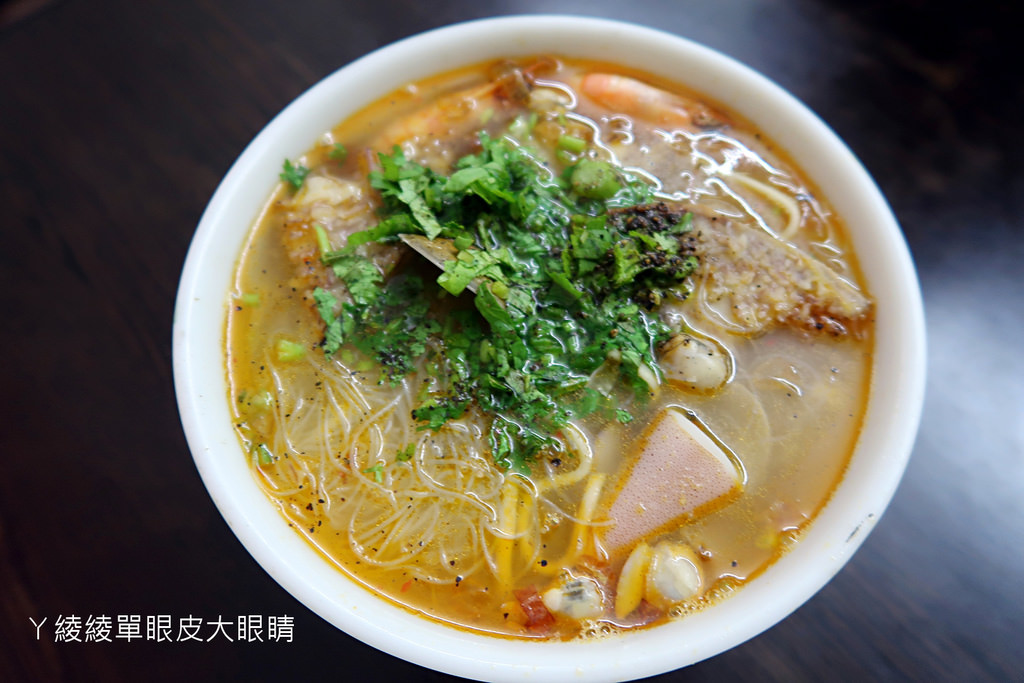 新竹在地美食、小吃店推薦！欣記快炒 飯麵粥館