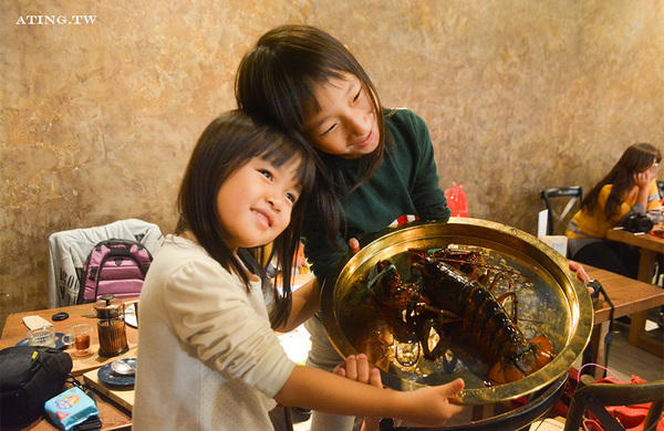 龍波斯特-lobster.foods龍蝦三明治((台中禮客旗艦店)):龍波斯特台中禮客旗艦店》臺中午茶拾光龍蝦舒芙蕾鬆餅佐龍蝦醬下午茶雙人組