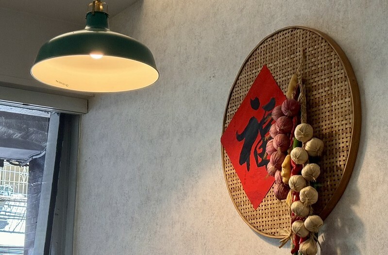 板橋站巷弄美食推薦!南洋風超人氣,星馬廚房必吃叻沙麵海南雞飯。