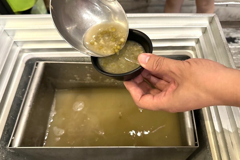 板橋站巷弄美食推薦!南洋風超人氣,星馬廚房必吃叻沙麵海南雞飯。