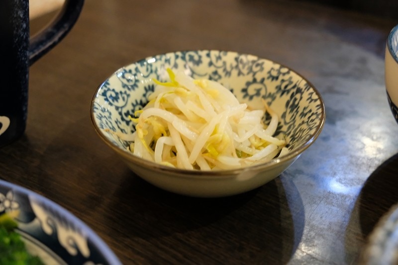 【板橋｜新埔站】星馬廚房＿燒雞腿的色澤讓人流口直流＿肉質多汁水嫩＿高CP值的海南雞飯